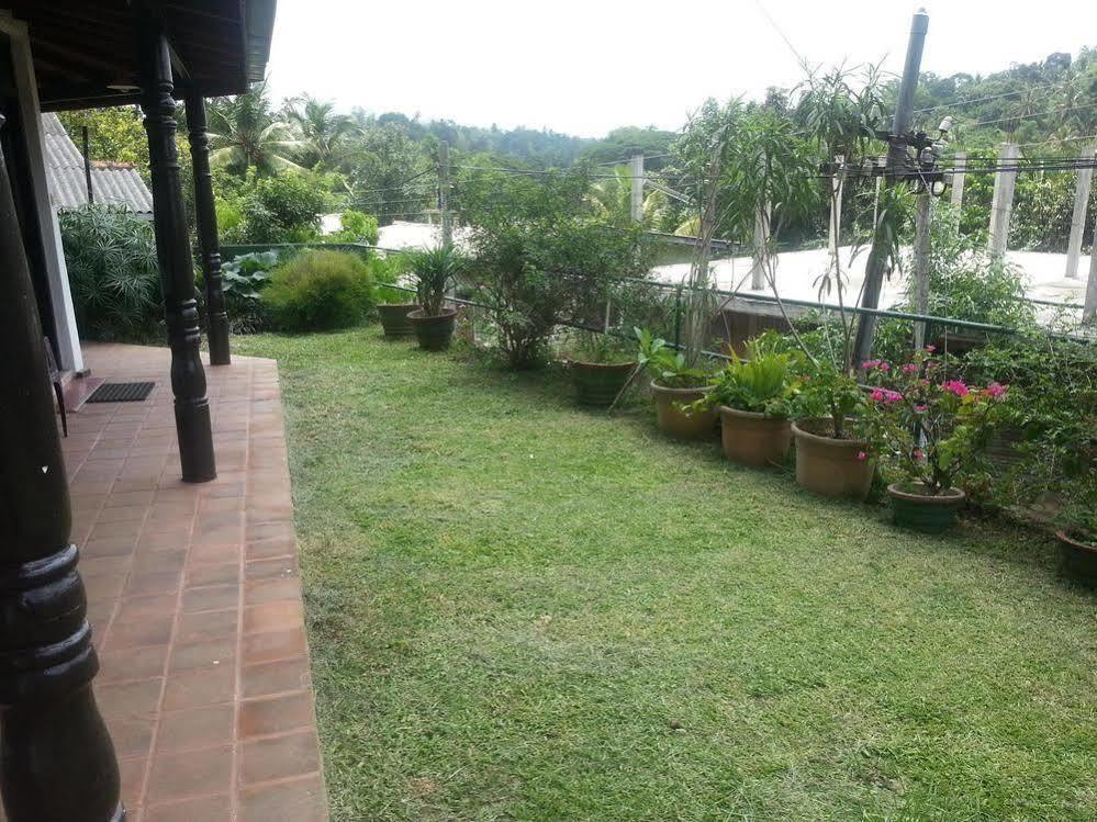 Kandy Holiday Home Εξωτερικό φωτογραφία