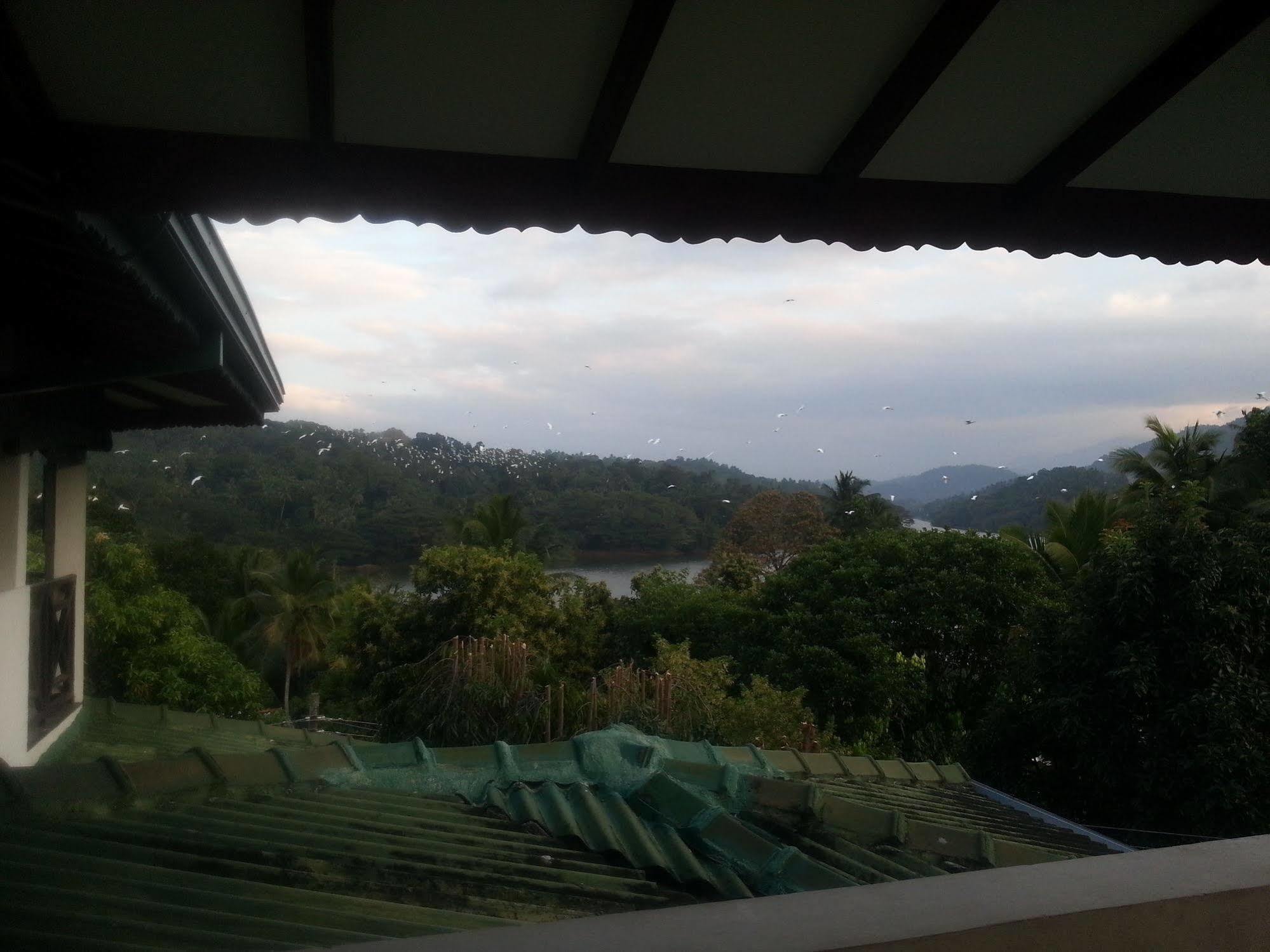 Kandy Holiday Home Εξωτερικό φωτογραφία